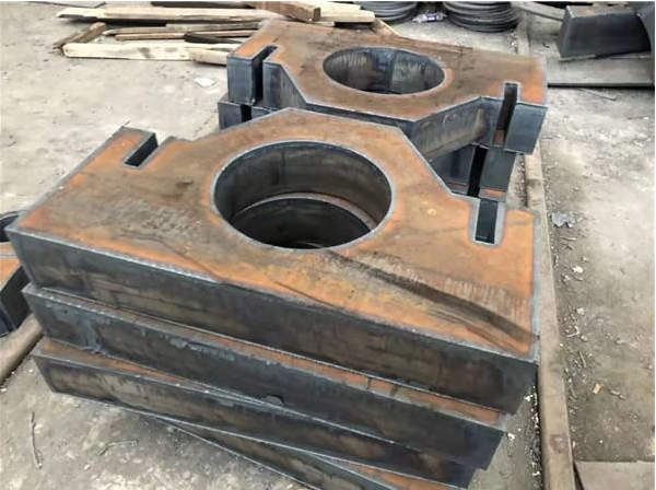  QT400-18、QT450-10  QT500-7、 QT600-3、QT700-2.          FCD400、FCD450、FCD500、FCD600 FCD700、HT200、HT220、HT300、FC200、FC220、FC300。      